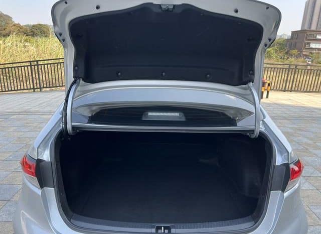 
								Toyota Levin, 2021 full									
