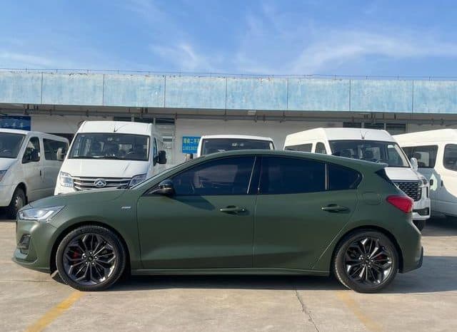 
								Ford Focus, 2022 full									