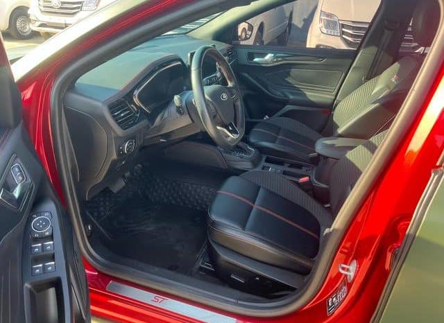 
								Ford Focus, 2022 full									
