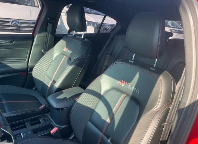 
								Ford Focus, 2022 full									