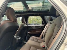 
										Volvo XC60, 2024 full									