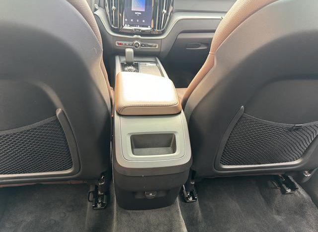 
								Volvo XC60, 2024 full									