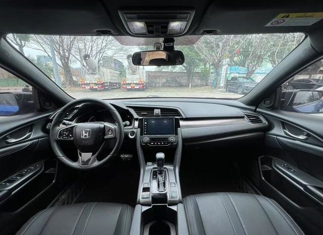 
								Honda Civic, 2020 full									