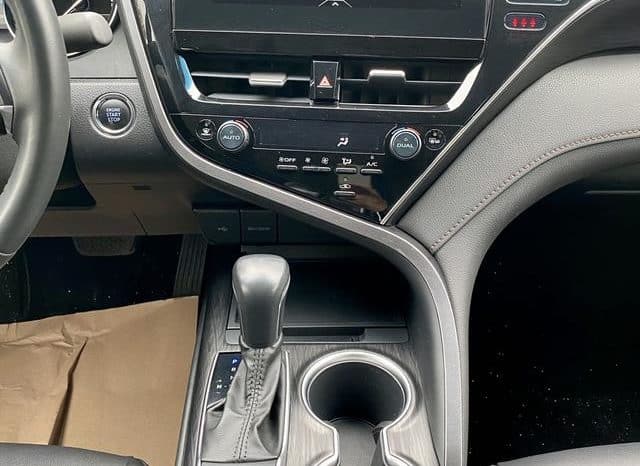 
								Toyota Camry, 2023 full									