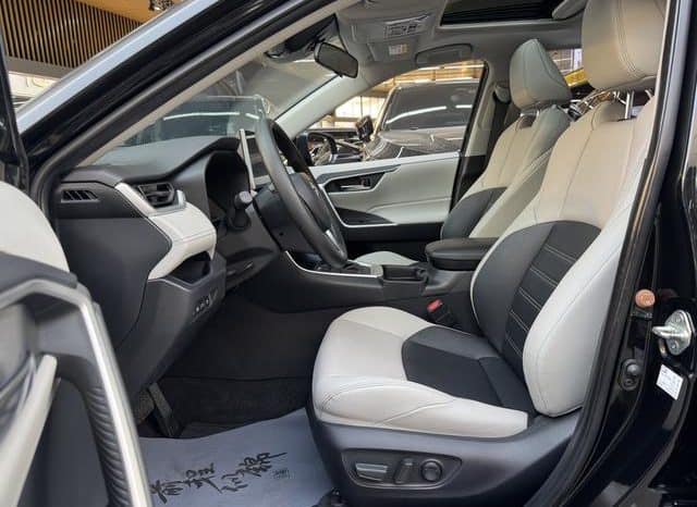 
								Toyota Wildlander, 2020 full									