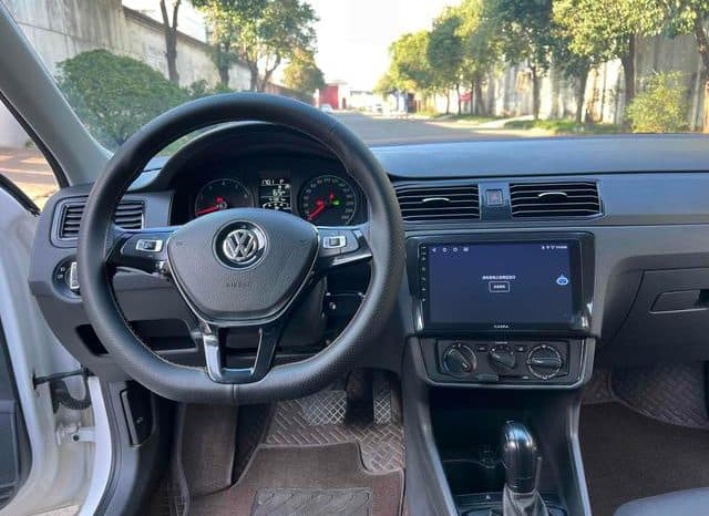 
								Volkswagen Polo (V), 2021 full									