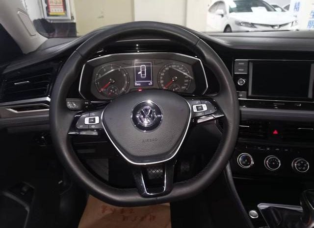 
								Volkswagen Jetta, 2020 full									