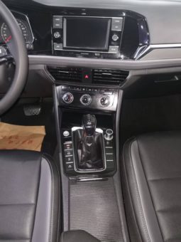 
										Volkswagen Jetta, 2020 full									