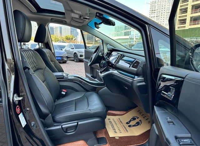 
								Honda Elysion, 2021 full									