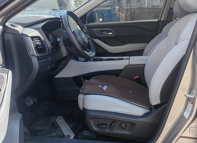 
								Nissan X-Trail (III), 2023 full									