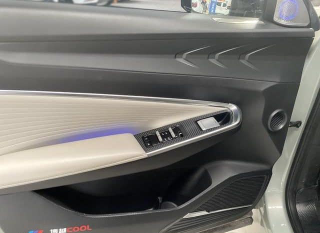 
								Geely Atlas, 2023 full									