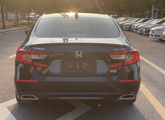 
								Honda Accord, 2021 full									