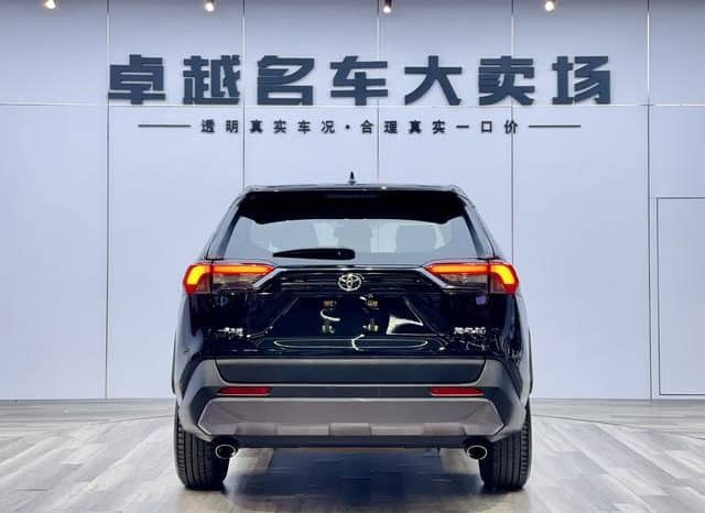 
								Toyota RAV4 (IV), 2021 full									