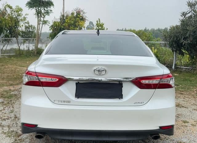 
								Toyota Camry, 2021 full									
