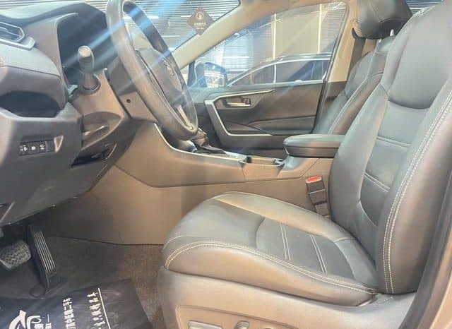 
								Toyota RAV4 (IV), 2021 full									