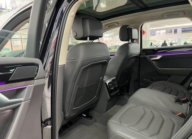 
								Volkswagen Touareg, 2023 full									