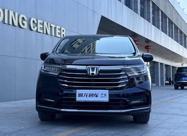 
								Honda Odyssey, 2022 full									