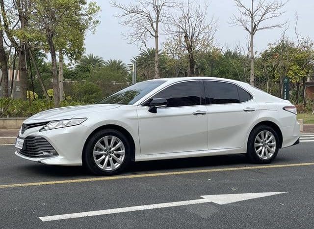 
								Toyota Camry, 2020 full									