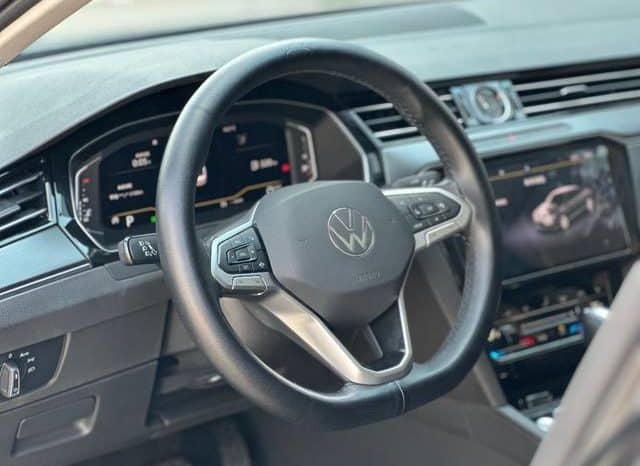 
								Volkswagen Magotan, 2022 full									