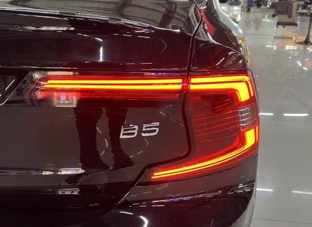 
								Volvo S90, 2022 full									