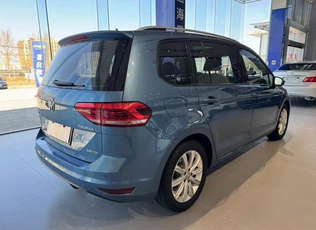 
								Volkswagen Touran L, 2021 full									
