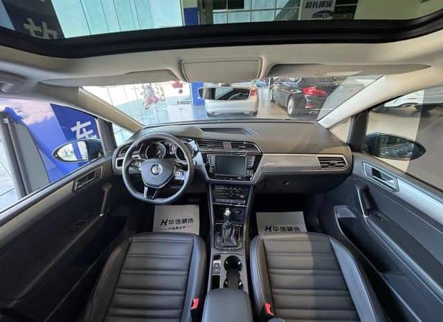 
								Volkswagen Touran L, 2021 full									