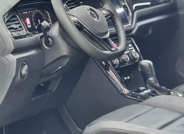 
								Volkswagen T-Roc, 2022 full									