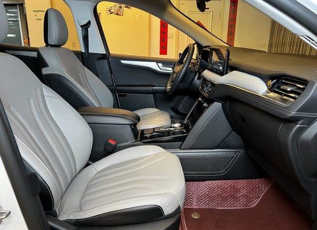 
								Ford Escape (IV), 2023 full									