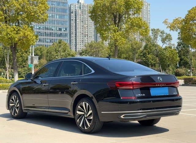 
								Volkswagen Passat, 2021 full									
