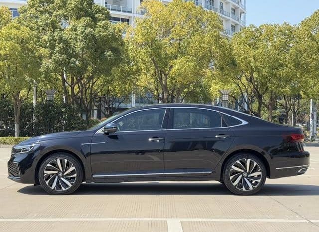 
								Volkswagen Passat, 2021 full									