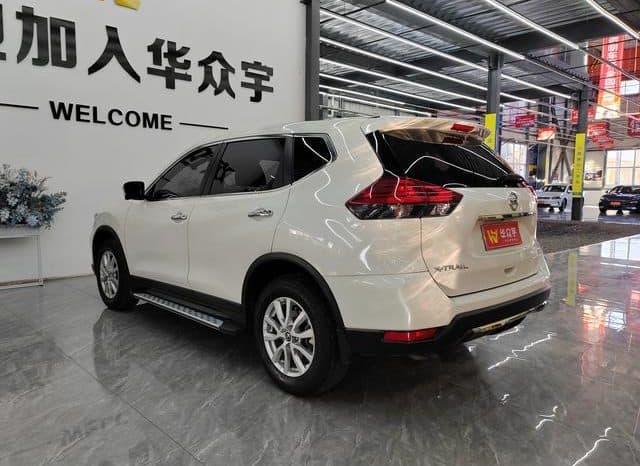 
								Nissan X-Trail (III), 2021 full									