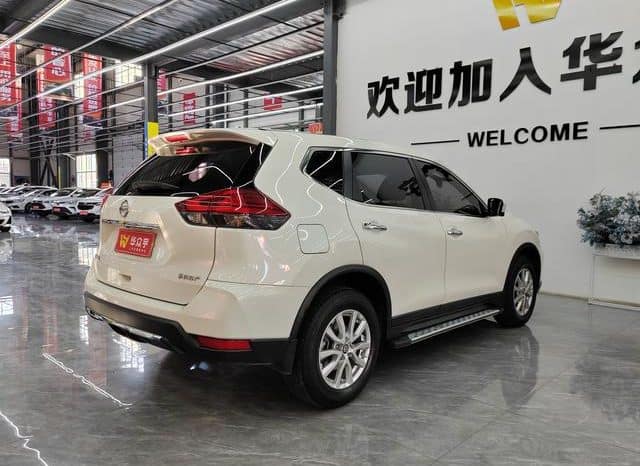 
								Nissan X-Trail (III), 2021 full									