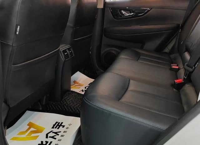 
								Nissan X-Trail (III), 2021 full									