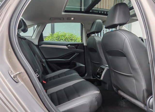 
								Volkswagen Jetta, 2021 full									