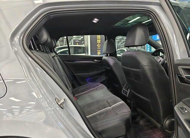 
								Volkswagen Golf 280 TSI, 2023 full									