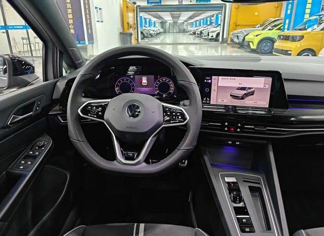 
								Volkswagen Golf 280 TSI, 2023 full									