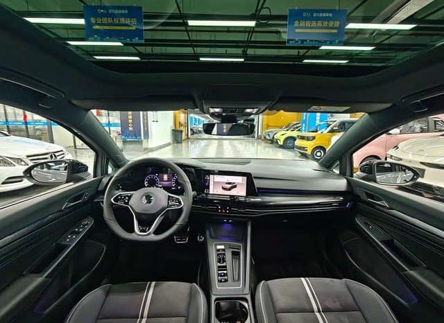 
								Volkswagen Golf 280 TSI, 2023 full									