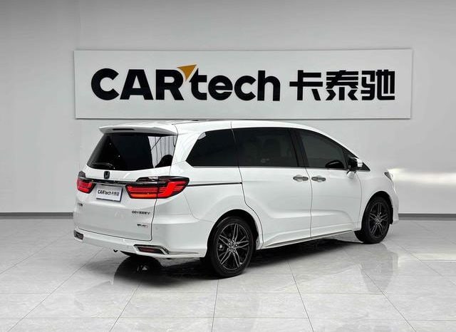 
								Honda Odyssey, 2023 full									