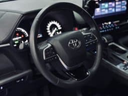 
										Toyota Sienna, 2023 full									
