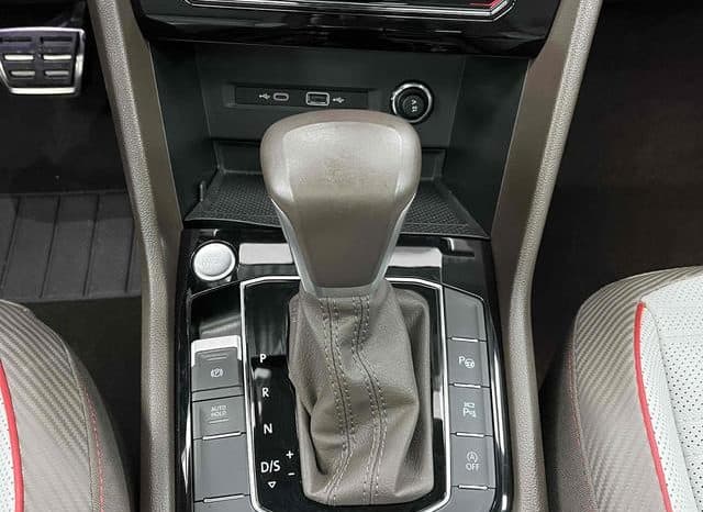 
								Volkswagen Tiguan L, 2021 full									