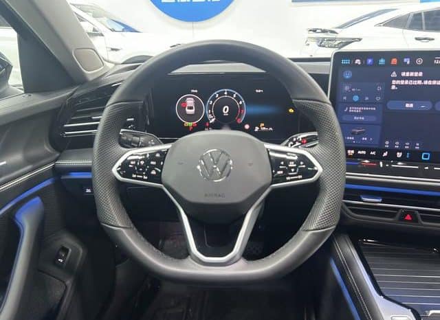 
								Volkswagen Magotan, 2024 full									