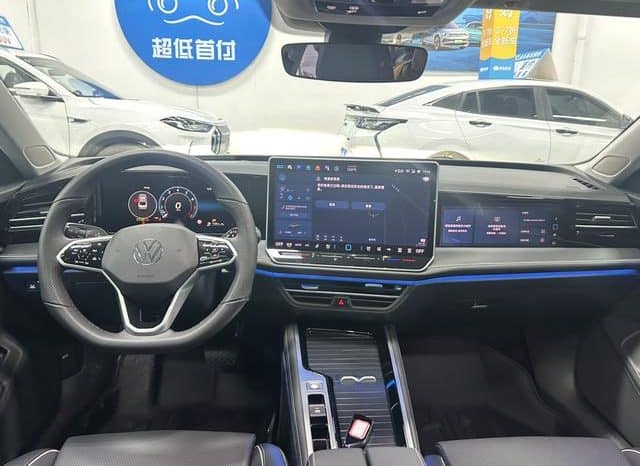 
								Volkswagen Magotan, 2024 full									