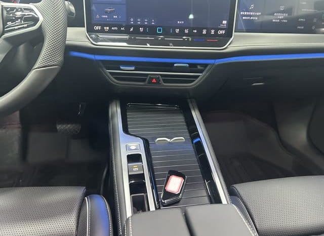 
								Volkswagen Magotan, 2024 full									