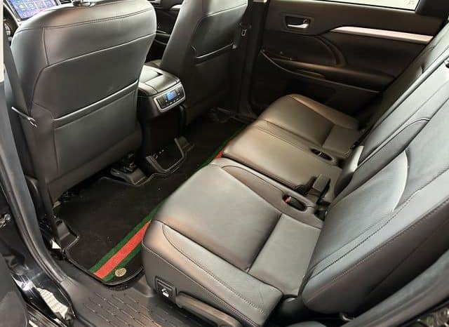 
								Toyota Highlander (III), 2021 full									