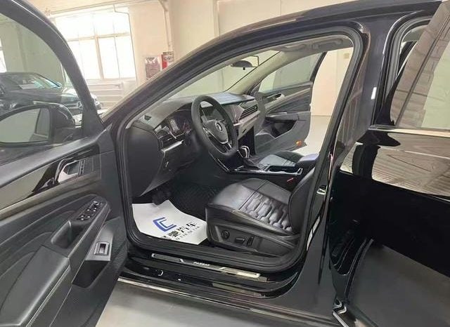 
								Volkswagen Passat, 2020 full									
