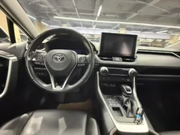 
										Toyota RAV4, 2021 full									