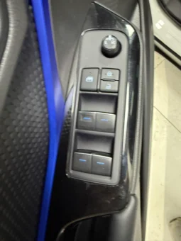 
										Toyota CHR, 2021 full									