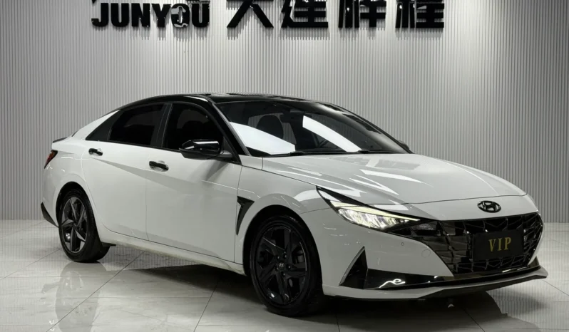 
								Hyundai Elantra, 2021 full									