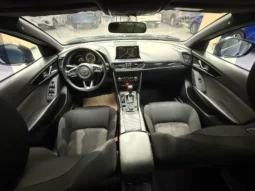 
										Mazda CX-4, 2020 full									