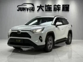 Toyota RAV4, 2021